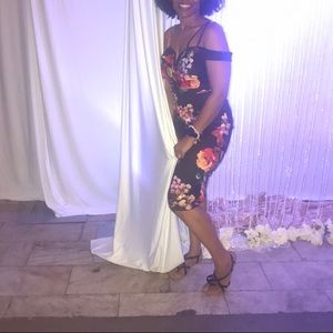 Premier Amour Floral Off the shoulder dress